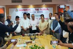 PICTURE-1-COLLABORATION