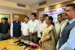 PICTURE-2-COLLABORATION